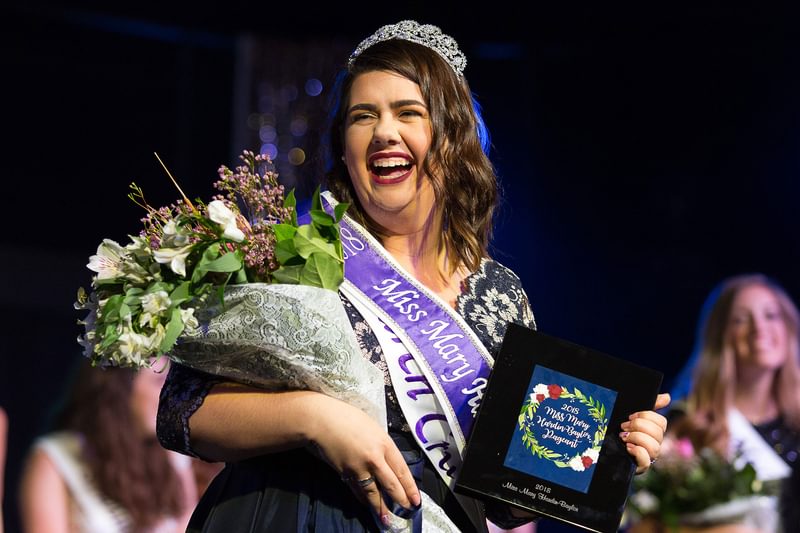 Tori Pharris is crowned the 2018 Miss Mary Hardin-Baylor