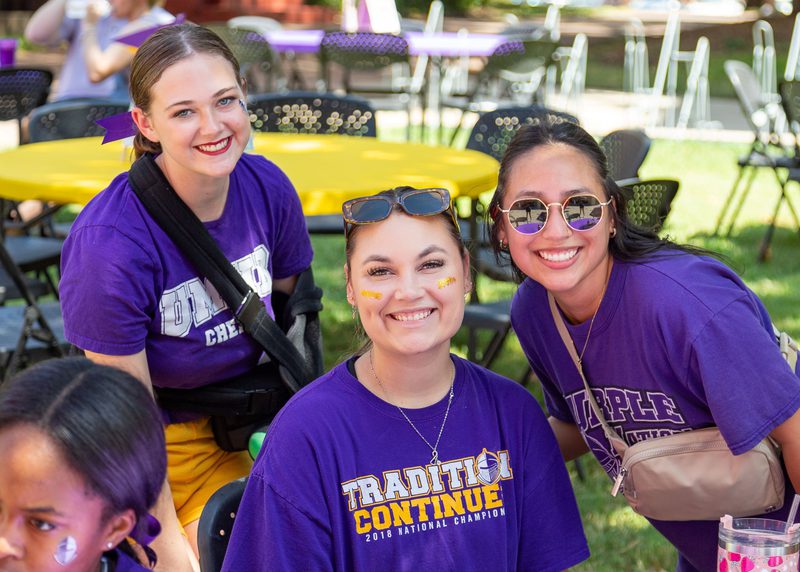 Alumni Tailgate Alumni Tailgate