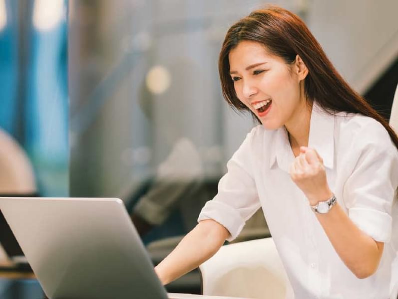 Photo of woman completing an online course in accounting