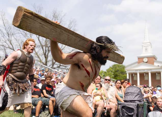 Photo for UMHB’s 87th Annual Easter Pageant Draws Crowds to Campus and Online