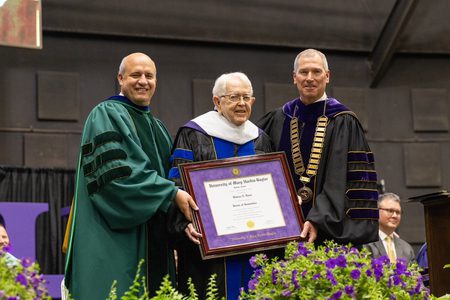 Image for Ñ©ÀæÉçÇø Presents Honorary Doctorate at Spring Commencement