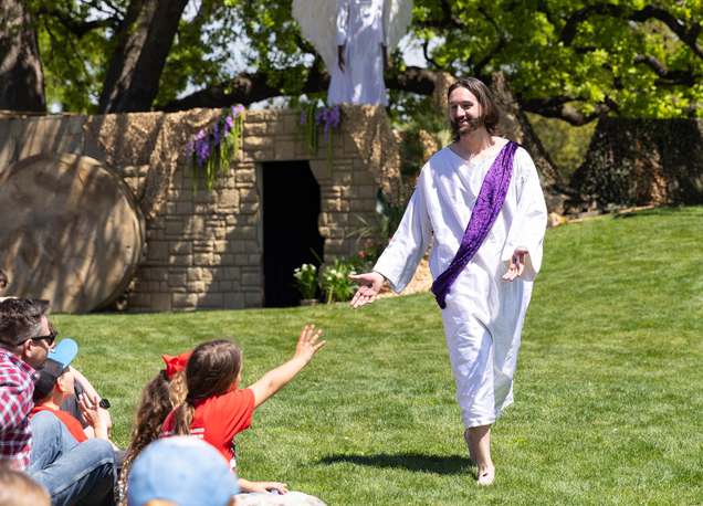 Photo for Thousands Attend UMHB’s 85th Annual Easter Pageant