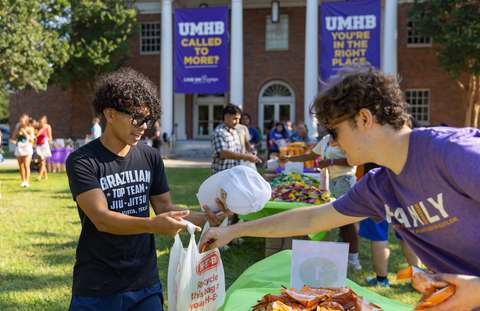Photo for UMHB Partners with H-E-B and One More Child to Serve the Community Through Love CTX