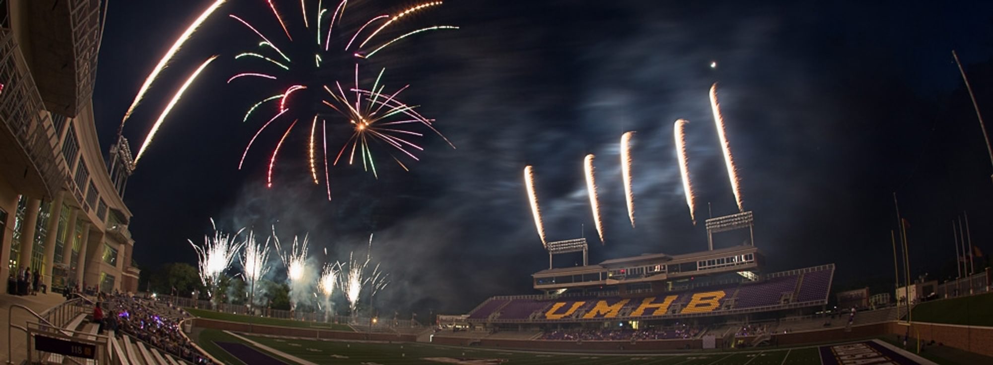 UMHB Celebrates Momentum With Fireworks Extravaganza