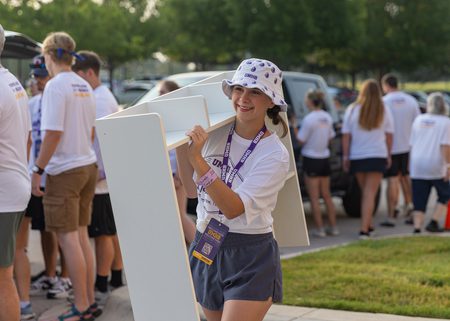 Image for UMHB Hosts Move-In Day 2026