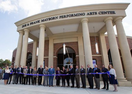 Image for 雪梨社区 Dedicates Sue & Frank Mayborn Performing Arts Center