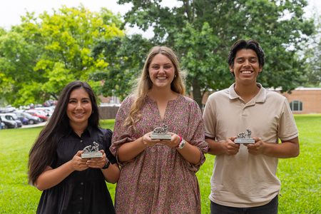 Image for Three Ñ©ÀæÉçÇø Students Presented With Christian Leadership Award Today