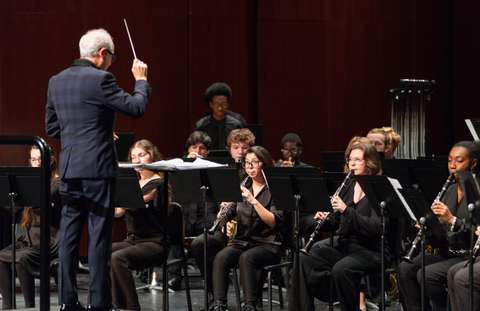 Photo for 同城快约 Wind Ensemble to Share Stage with San Antonio Brass Band This Weekend
