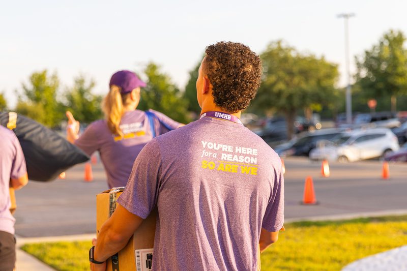 UMHB Hosts Move-In Day 2023