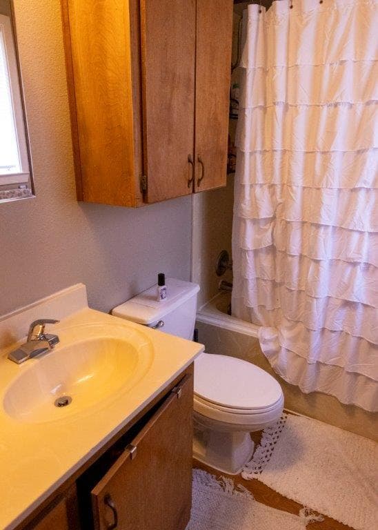 Beall-Bathroom-Storage