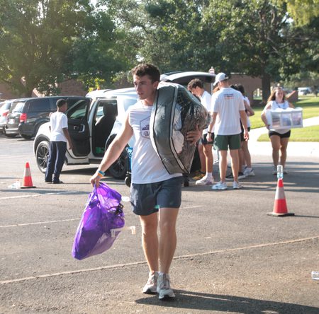 Image for A Freshman's Thoughts on Move In Day