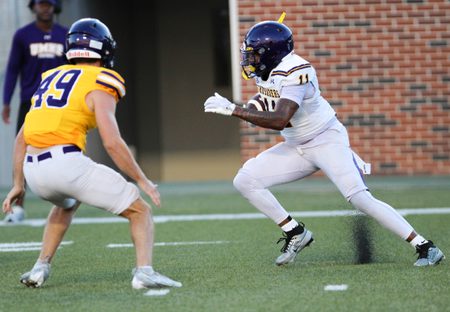 Image for Crusader Football Excited to Kick off Upcoming Season
