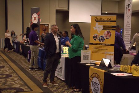 Image for COE Informs Students on Education Programs