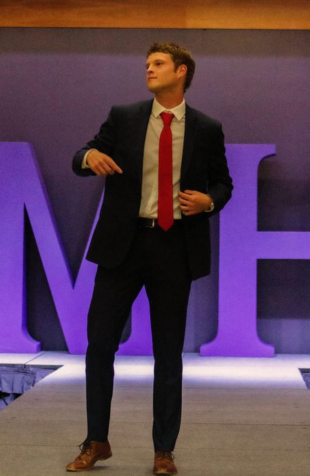 Image for Professionally Dressing to Impress