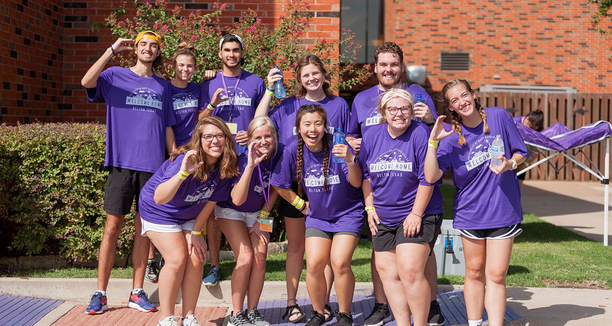 Move In Cru Move In Cru